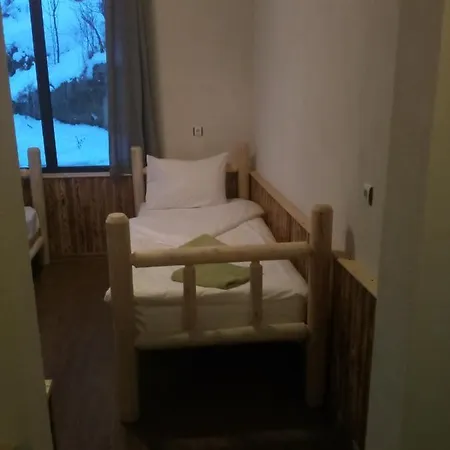 Hunting And Bar Bear Nook אכסניה *