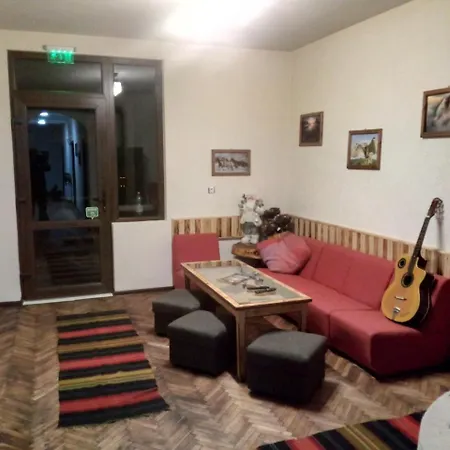 Hunting And Bar Bear Nook אכסניה