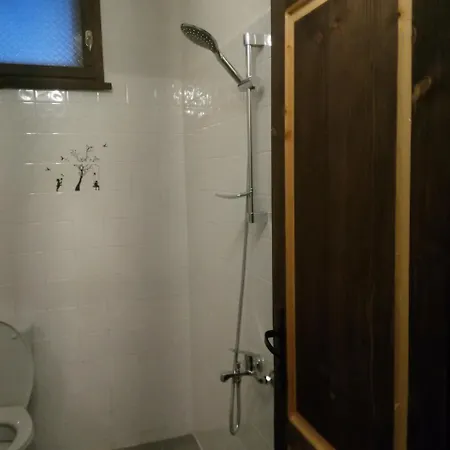 Hunting And Bar Bear Nook אכסניה